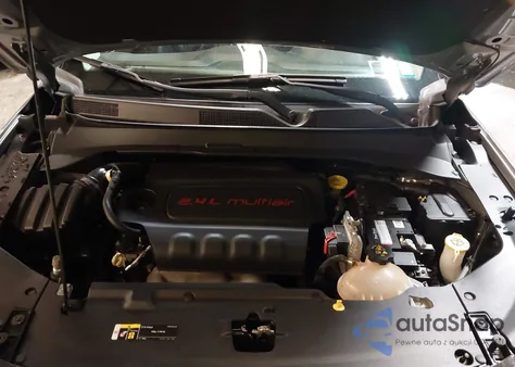 2018 Jeep Compass Limited 4X4 из США, поврежденный, VIN 3C4NJDCB4JT482046